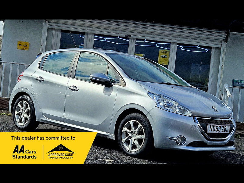 Peugeot 208 1.4 e-HDi Active EGC Euro 5 (s/s) 5dr 5dr Automatic 2014