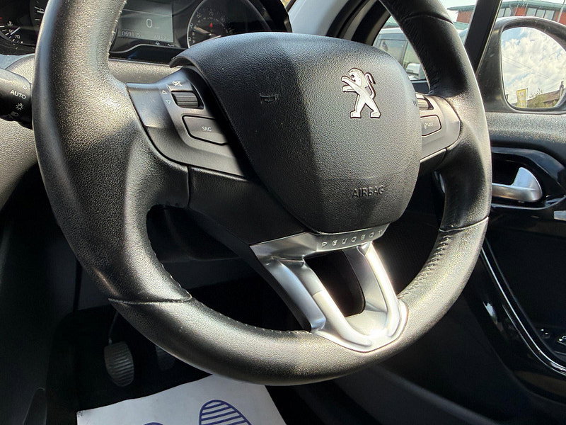 Peugeot 208 1.6 e-HDi Allure Euro 5 (s/s) 5dr 5dr Manual 2014
