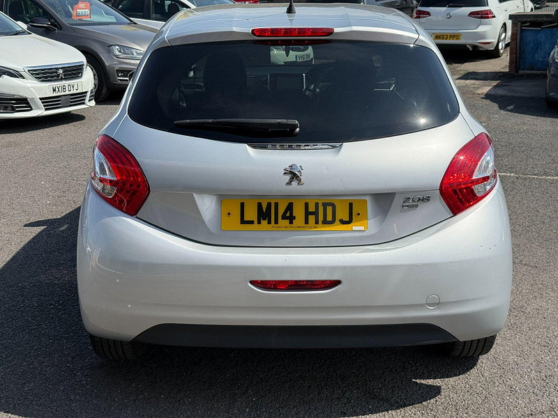 Peugeot 208 1.6 e-HDi Allure Euro 5 (s/s) 5dr 5dr Manual 2014