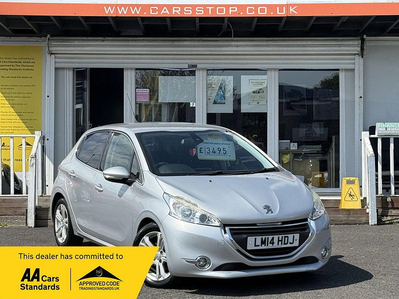 Peugeot 208 1.6 e-HDi Allure Euro 5 (s/s) 5dr 5dr Manual 2014