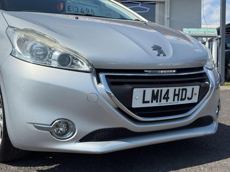 Peugeot 208 1.6 e-HDi Allure Euro 5 (s/s) 5dr 5dr Manual 2014