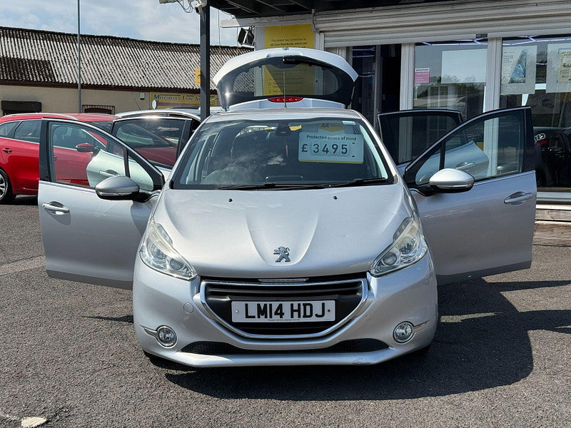 Peugeot 208 1.6 e-HDi Allure Euro 5 (s/s) 5dr 5dr Manual 2014