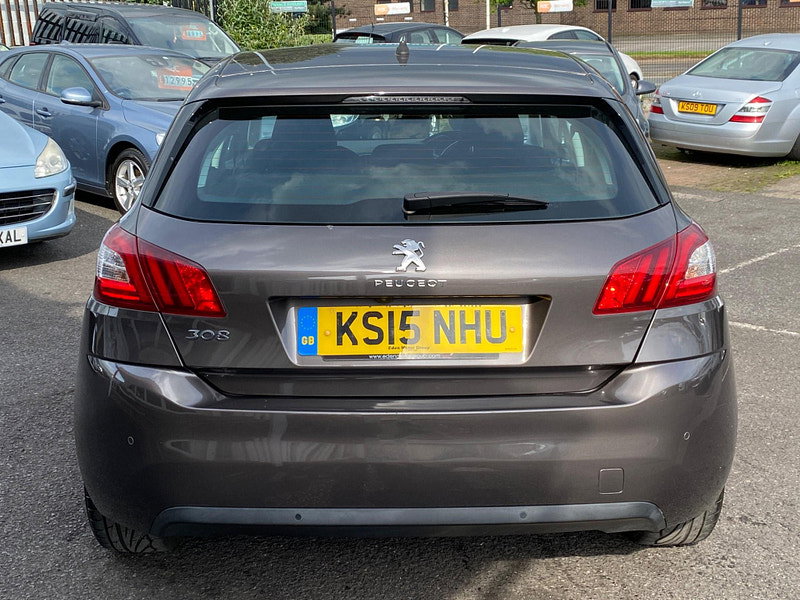 Peugeot 308 1.2 PureTech Allure Auto Euro 6 (s/s) 5dr 5dr Automatic 2015