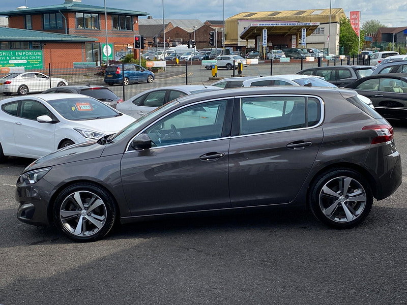 Peugeot 308 1.2 PureTech Allure Auto Euro 6 (s/s) 5dr 5dr Automatic 2015