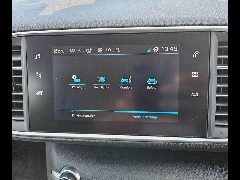 Peugeot 308 1.2 PureTech GPF Allure Hatchback 5dr Petrol EAT Euro 6 (s/s) (130 ps) 5dr Automatic 2020