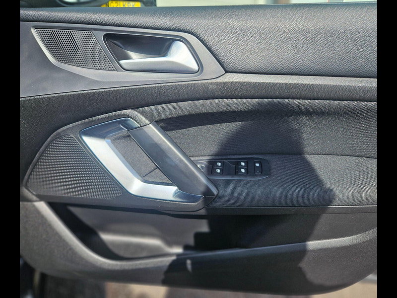 Peugeot 308 1.2 PureTech GPF Allure Hatchback 5dr Petrol EAT Euro 6 (s/s) (130 ps) 5dr Automatic 2020