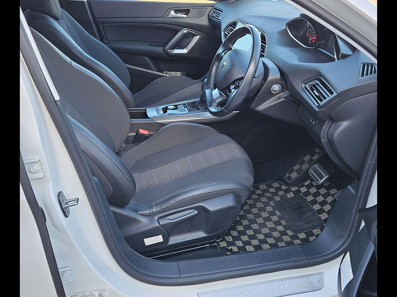 Peugeot 308 1.6 BlueHDi Allure EAT Euro 6 (s/s) 5dr 5dr Automatic 2018