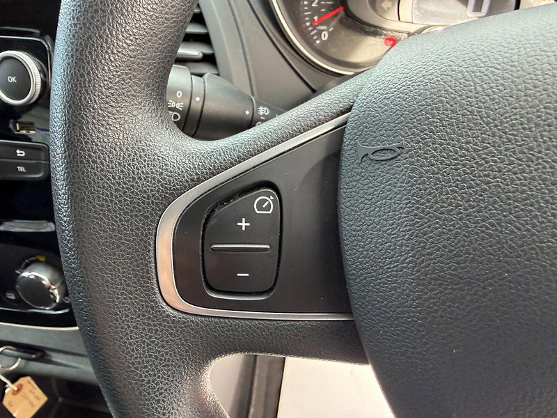 Renault Captur 0.9 TCe ENERGY Play Euro 6 (s/s) 5dr 5dr Manual 2019