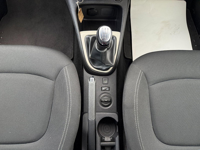 Renault Captur 0.9 TCe ENERGY Play Euro 6 (s/s) 5dr 5dr Manual 2019