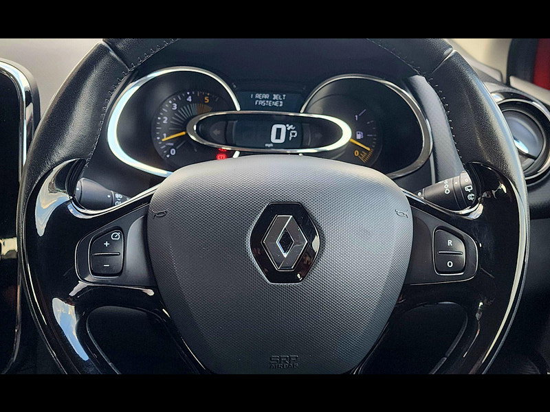 Renault Clio 1.5 dCi Dynamique S MediaNav EDC Euro 5 5dr 5dr Automatic 2014