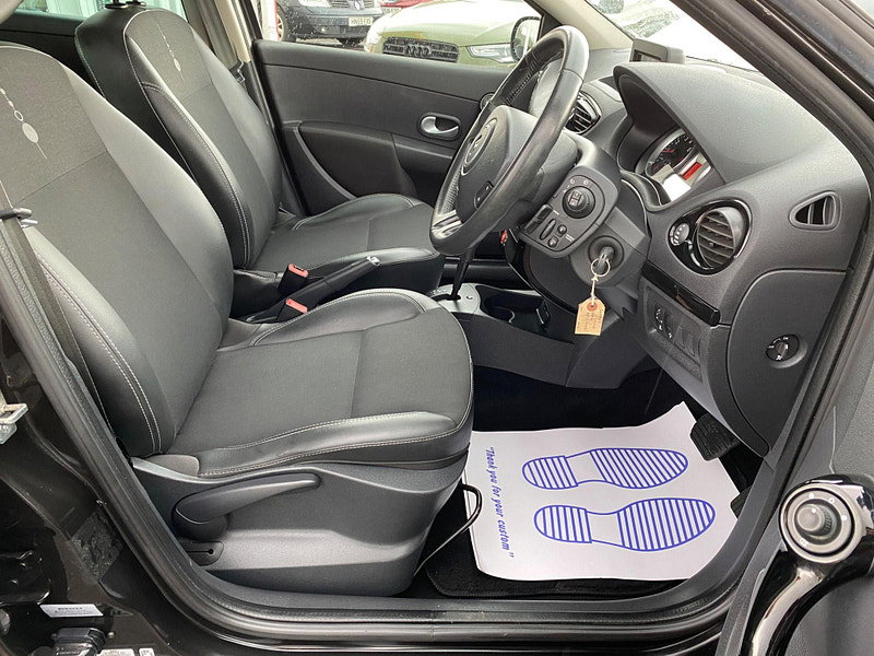 Renault Clio 1.6 VVT GT Line TomTom Sport Tourer Auto Euro 5 5dr 5dr Automatic 2011