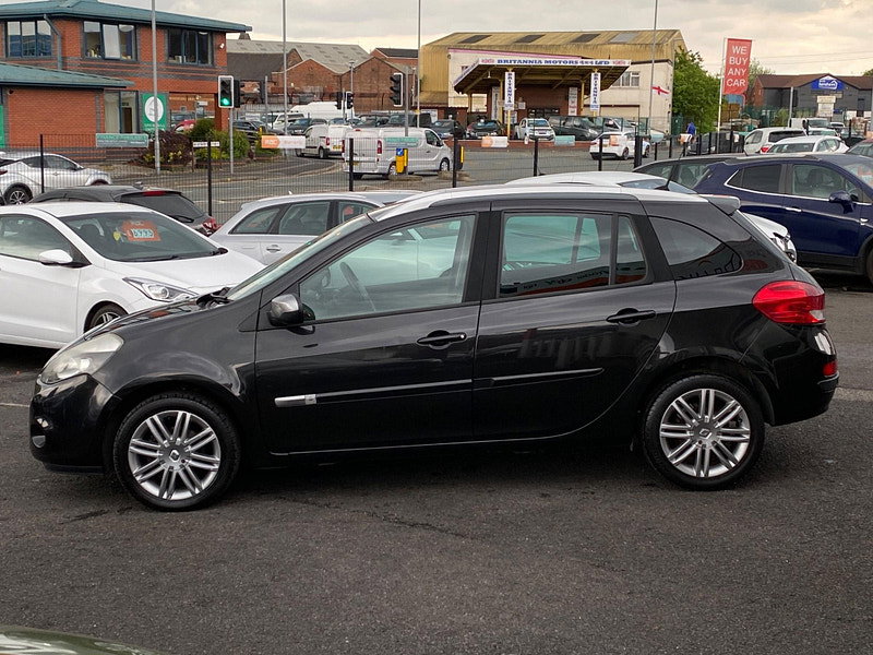 Renault Clio 1.6 VVT GT Line TomTom Sport Tourer Auto Euro 5 5dr 5dr Automatic 2011
