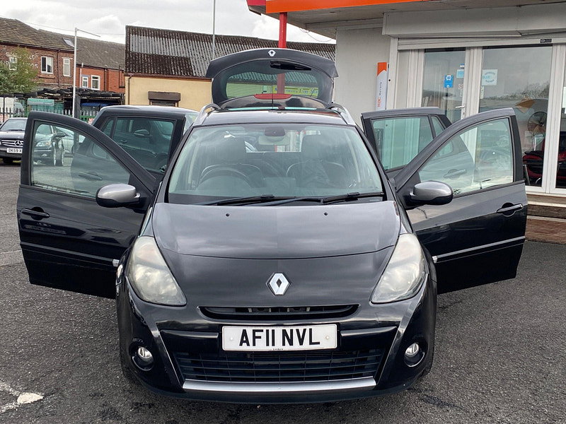 Renault Clio 1.6 VVT GT Line TomTom Sport Tourer Auto Euro 5 5dr 5dr Automatic 2011