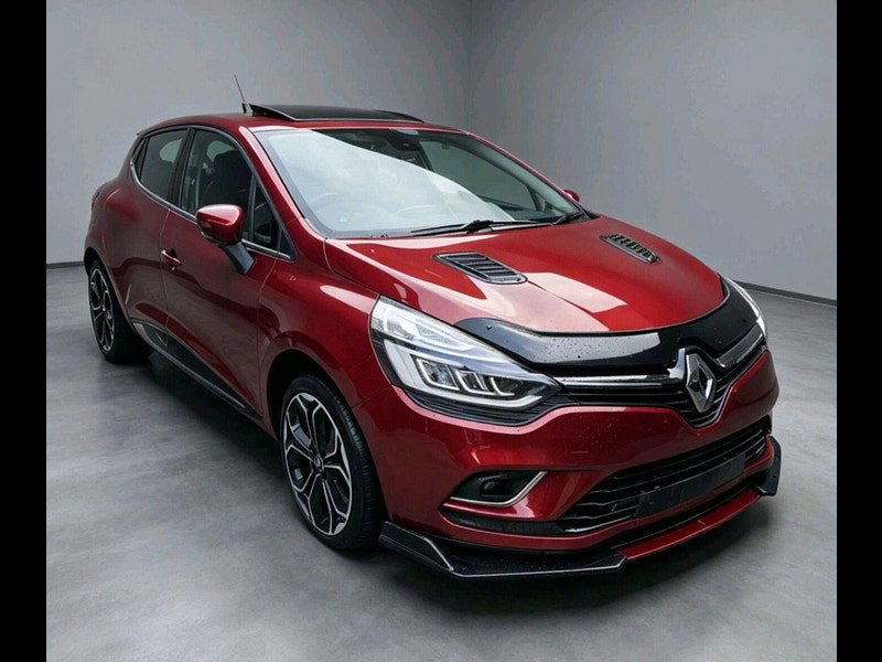 Renault Clio 1.2 TCe Signature Nav Hatchback 5dr Petrol EDC Euro 6 (s/s) (120 ps) 5dr Automatic 2017