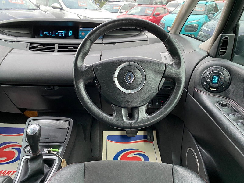 Renault Grand Espace 2.0 dCi Dynamique S Auto 5dr 5dr Automatic 2009