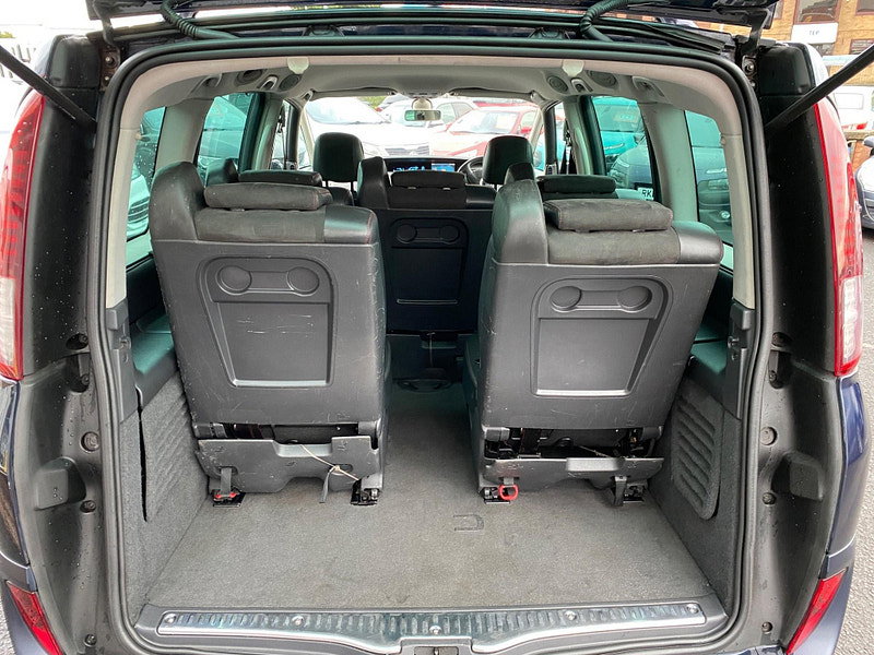 Renault Grand Espace 2.0 dCi Dynamique S Auto 5dr 5dr Automatic 2009