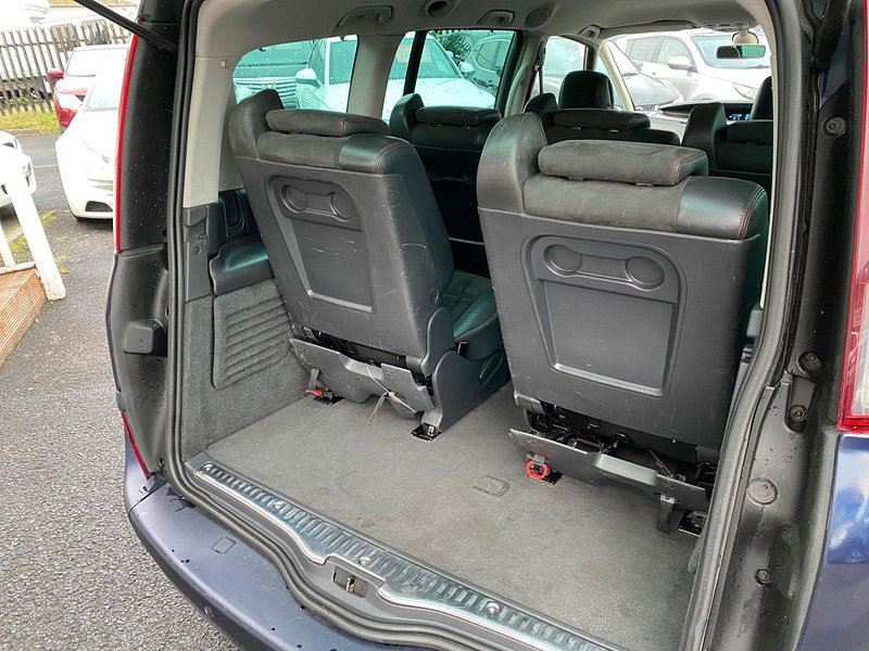 Renault Grand Espace 2.0 dCi Dynamique S Auto 5dr 5dr Automatic 2009