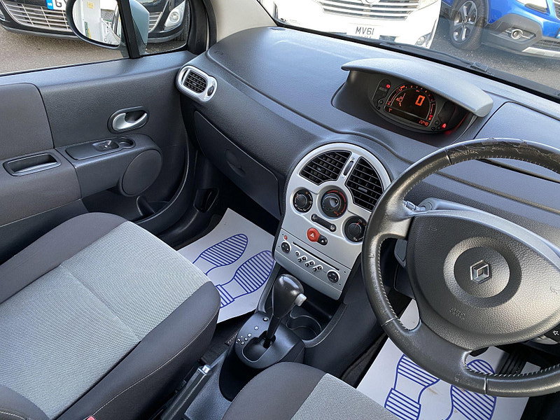 Renault Grand Modus 1.6 VVT Dynamique Auto Euro 4 5dr 5dr Automatic 2008