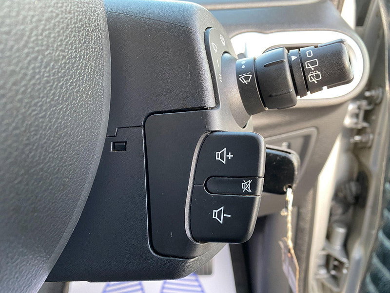 Renault Grand Modus 1.6 VVT Dynamique Auto Euro 4 5dr 5dr Automatic 2008