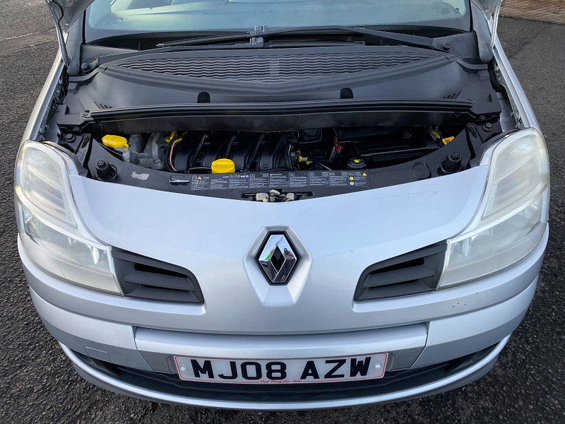 Renault Grand Modus 1.6 VVT Dynamique Auto Euro 4 5dr 5dr Automatic 2008