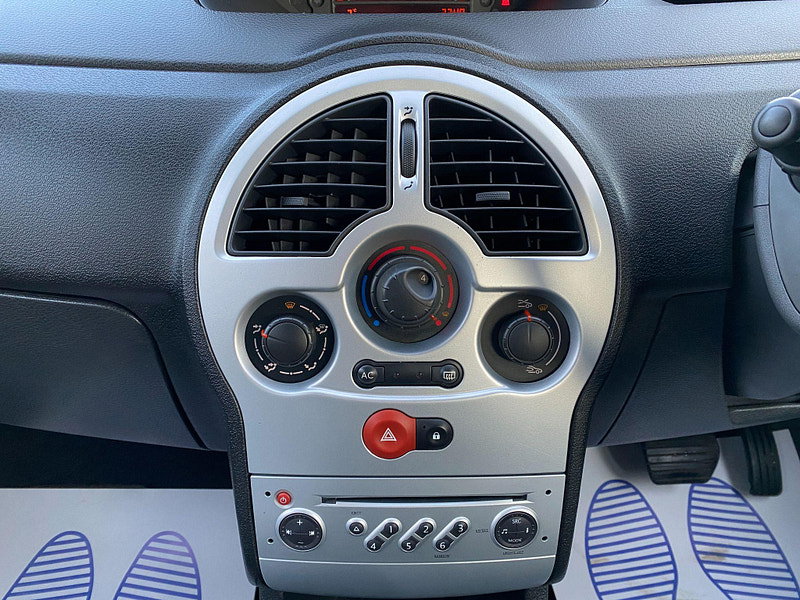Renault Grand Modus 1.6 VVT Dynamique Auto Euro 4 5dr 5dr Automatic 2008
