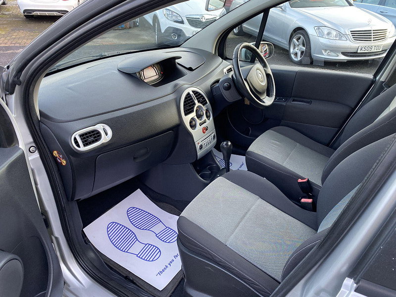 Renault Grand Modus 1.6 VVT Dynamique Auto Euro 4 5dr 5dr Automatic 2008