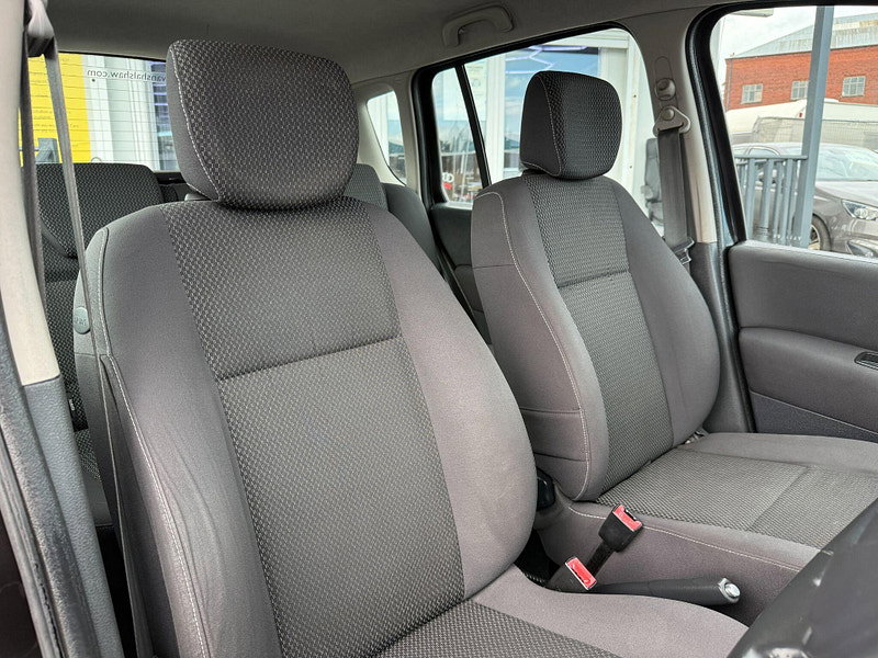 Renault Grand Modus 1.6 VVT Dynamique Auto Euro 4 5dr 5dr Automatic 2010