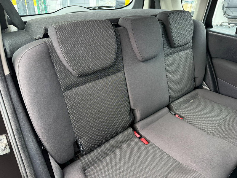 Renault Grand Modus 1.6 VVT Dynamique Auto Euro 4 5dr 5dr Automatic 2010