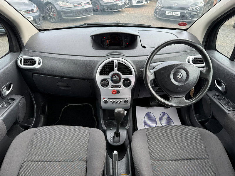 Renault Grand Modus 1.6 VVT Dynamique Auto Euro 4 5dr 5dr Automatic 2010