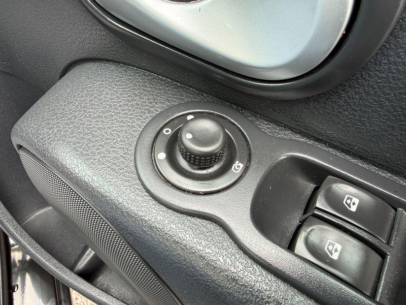 Renault Grand Modus 1.6 VVT Dynamique Auto Euro 4 5dr 5dr Automatic 2010