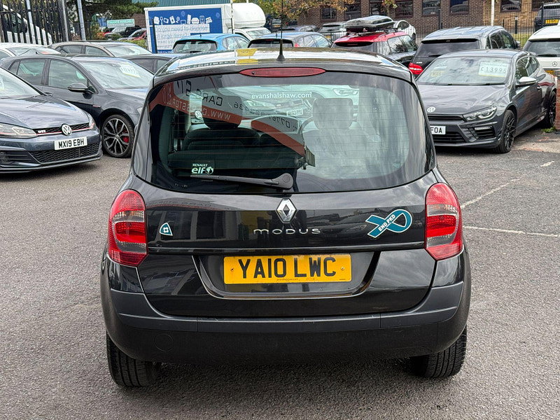 Renault Grand Modus 1.6 VVT Dynamique Auto Euro 4 5dr 5dr Automatic 2010