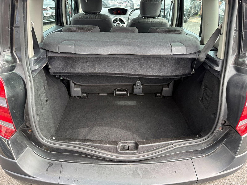 Renault Grand Modus 1.6 VVT Dynamique Auto Euro 4 5dr 5dr Automatic 2010