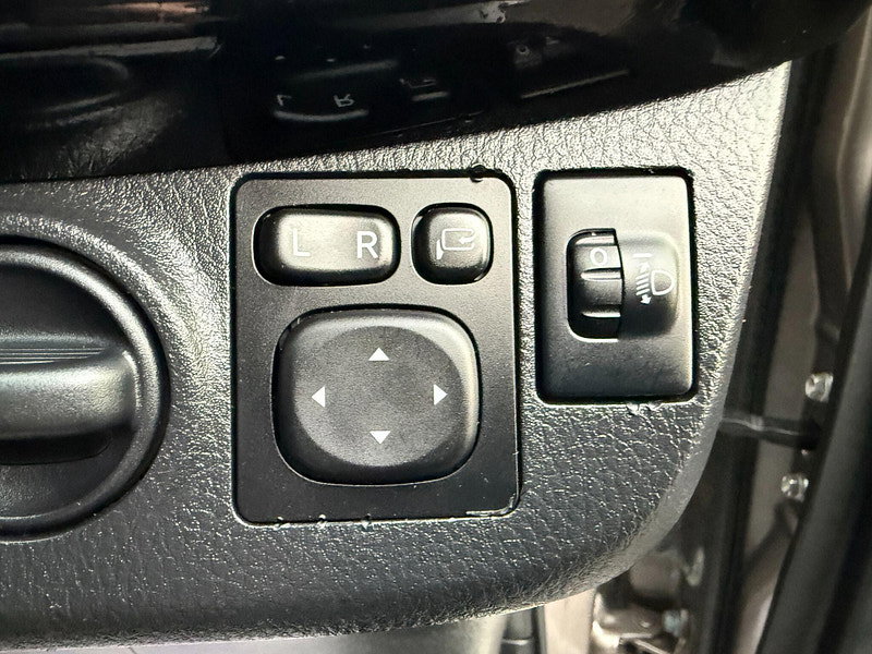 Toyota Vitz 1.5 HYBRID ELECTRIC 5dr 0dr 2017