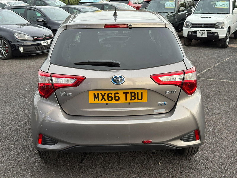 Toyota Vitz 1.5 HYBRID ELECTRIC 5dr 0dr 2017