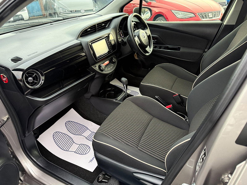 Toyota Vitz 1.5 HYBRID ELECTRIC 5dr 0dr 2017