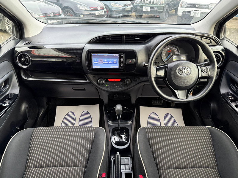 Toyota Vitz 1.5 HYBRID ELECTRIC 5dr 0dr 2017