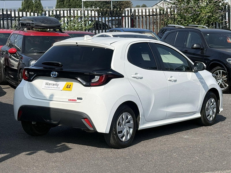 Toyota Yaris 1.5 VVT-h Design E-CVT Euro 6 (s/s) 5dr 5dr Automatic 2021