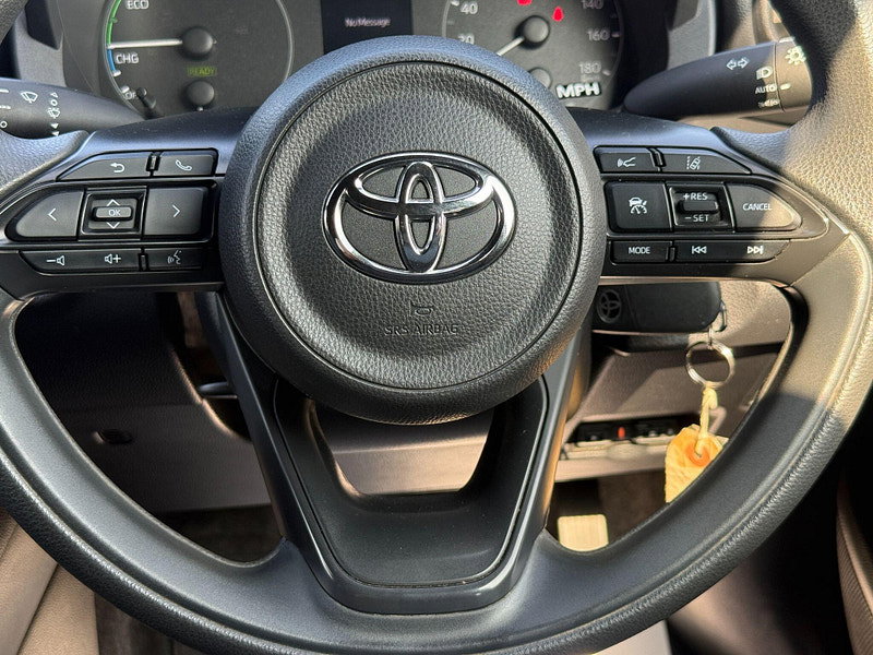 Toyota Yaris 1.5 VVT-h Design E-CVT Euro 6 (s/s) 5dr 5dr Automatic 2021