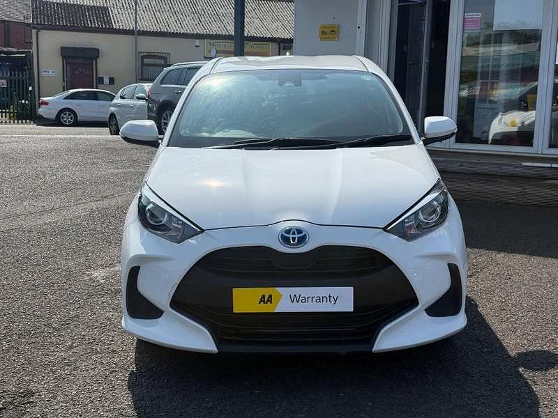 Toyota Yaris 1.5 VVT-h Design E-CVT Euro 6 (s/s) 5dr 5dr Automatic 2021