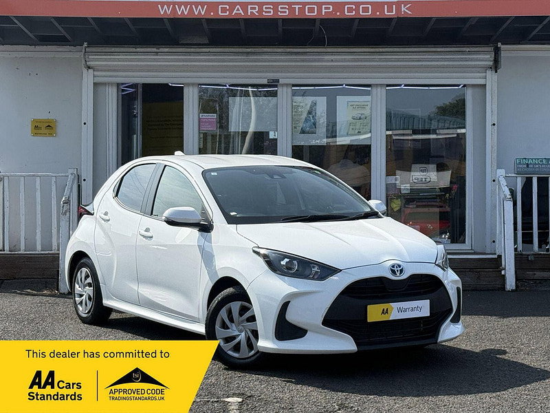 Toyota Yaris 1.5 VVT-h Design E-CVT Euro 6 (s/s) 5dr 5dr Automatic 2021