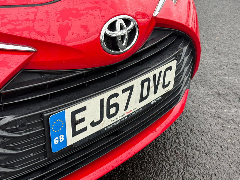 Toyota Yaris 1.5 VVT-i Icon Tech Euro 6 5dr 5dr Manual 2018