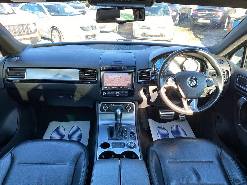 Volkswagen Touareg 3.0 TDI V6 BlueMotion Tech R-Line Tiptronic 4WD Euro 6 (s/s) 5dr 5dr Automatic 2015