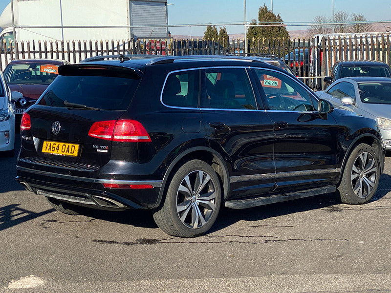 Volkswagen Touareg 3.0 TDI V6 BlueMotion Tech R-Line Tiptronic 4WD Euro 6 (s/s) 5dr 5dr Automatic 2015