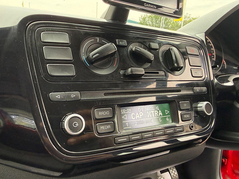 Volkswagen up! 1.0 Move up! Euro 6 3dr 3dr Manual 2015