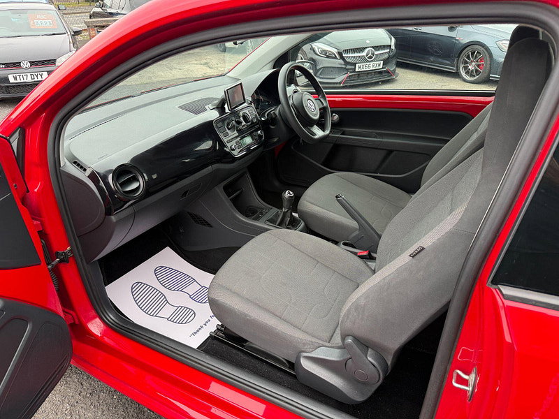 Volkswagen up! 1.0 Move up! Euro 6 3dr 3dr Manual 2015