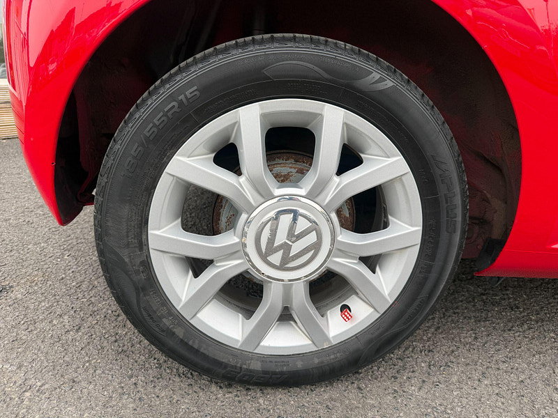 Volkswagen up! 1.0 Move up! Euro 6 3dr 3dr Manual 2015