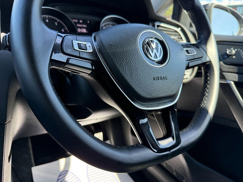 Volkswagen Golf 1.4 TSI BlueMotion Tech ACT GT DSG Euro 6 (s/s) 5dr 5dr Automatic 2015