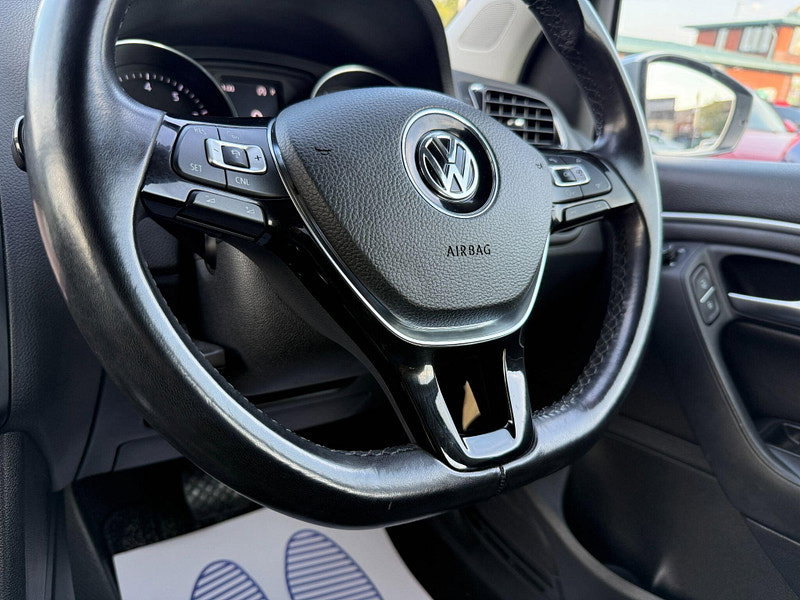 Volkswagen Polo 1.2 TSI BlueMotion Tech Match Edition Hatchback 5dr Petrol DSG Euro 6 (s/s) (90 ps) 5dr Automatic 2017