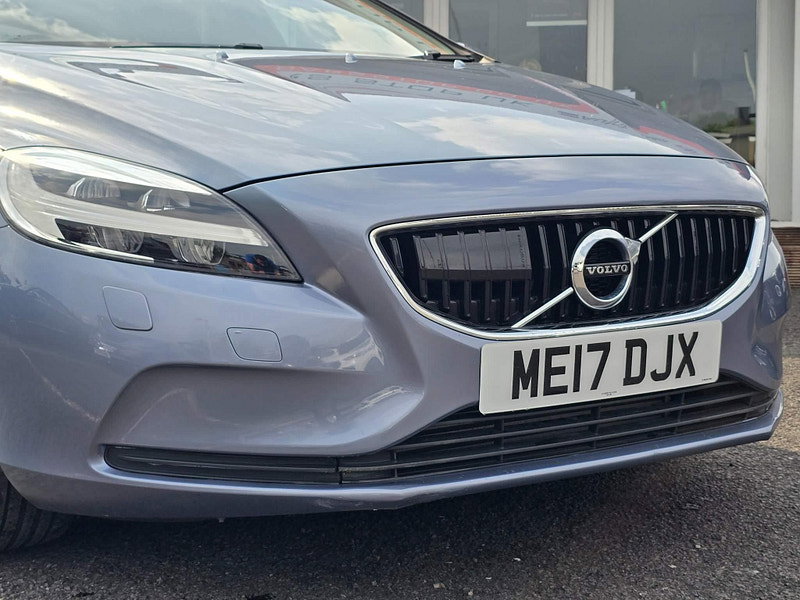Volvo V40 1.5 T3 Momentum Nav Plus Auto Euro 6 (s/s) 5dr 5dr Automatic 2017