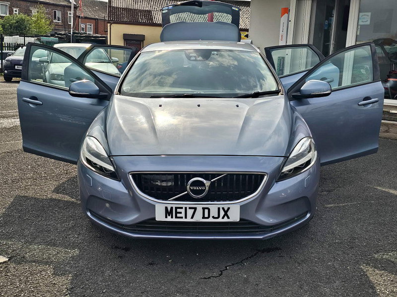 Volvo V40 1.5 T3 Momentum Nav Plus Auto Euro 6 (s/s) 5dr 5dr Automatic 2017